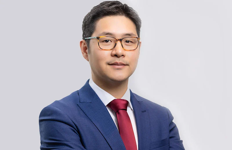 Stephen 
Lau